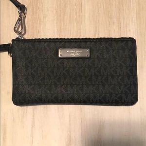 MICHAEL KORS WRISTLET!
